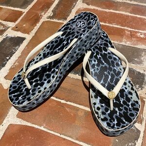 Tory Burch Blue Leopard Print Platform Flip Flops with Cream Straps